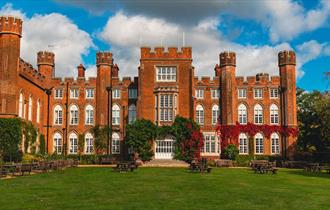 Cumberland Lodge | autumn view of the back of the lodge