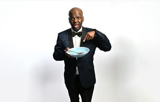 Daliso Chaponda, photo by Steve Ullathorne