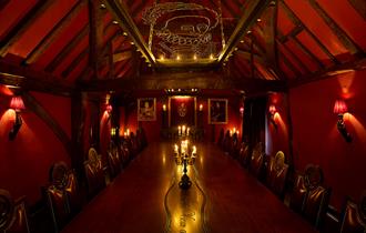 Hinds Head | Vicar's Room
