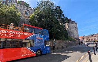 Golden Tours Hop-on Hop-off Open Top Tour of Windsor with Windsor Castle