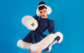 Hundred Watt Club – A Festive Evening of Burlesque & Cabaret
