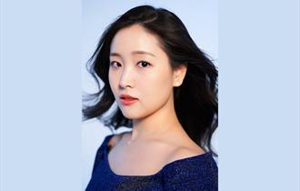 Jung Eun Séverine Kim