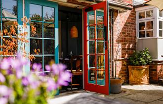 The Winning Post | exterior