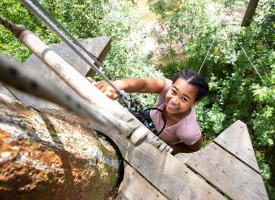 Go Ape Bracknell | girl climbing