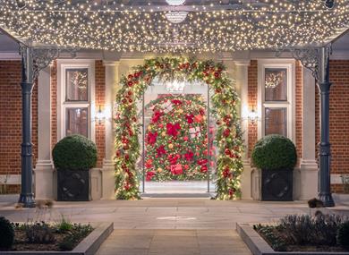 Fairmont entrance at Christmas time