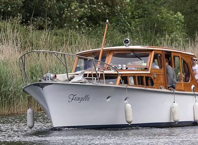 Boat Hire Co