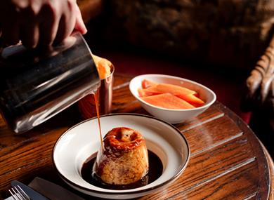 The Hind's Head | Oxtail and Kidney Pudding