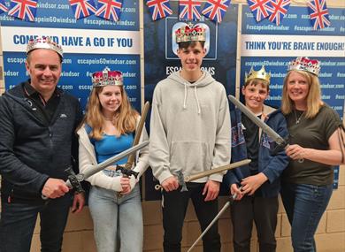 Escape in 60 participants