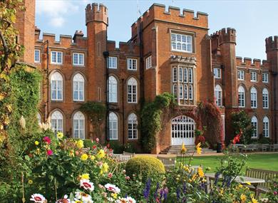 Exterior of Cumberland Lodge