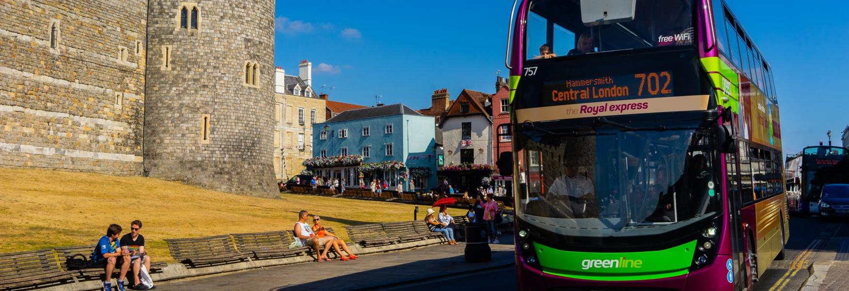 Connect to Windsor from London with Green Line 702 & 703