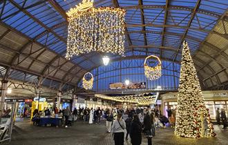 Christmas Lights at Windsor Royal Station