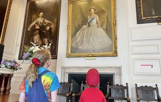 Children in the Chamber looking at Royal portraits, Windsor Guildhall