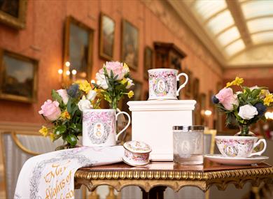 Queen Elizabeth II Commemorative China.  Royal Collection Trust / © His Majesty King Charles III 2023.