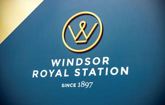 Windsor Royal Station sign