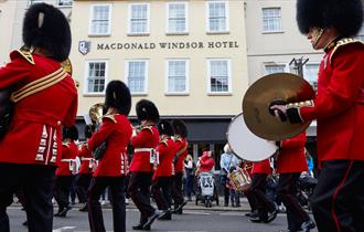 Macdonald Windsor Hotel changing of the guard
