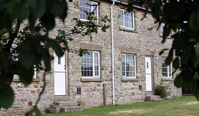 Cliff Cottages - Frankel Cottage