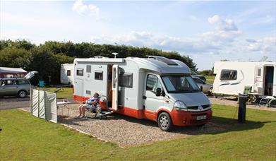 Crows Nest Caravan Park - Tents Tourers