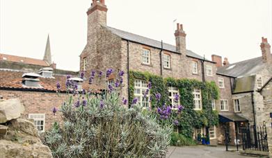 An image of The White Swan Inn - exterior