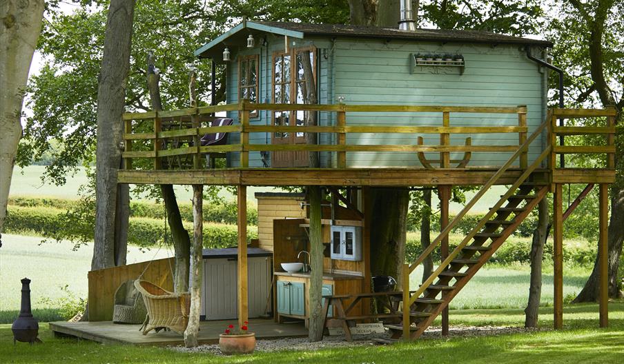Dale Farm Treehouse