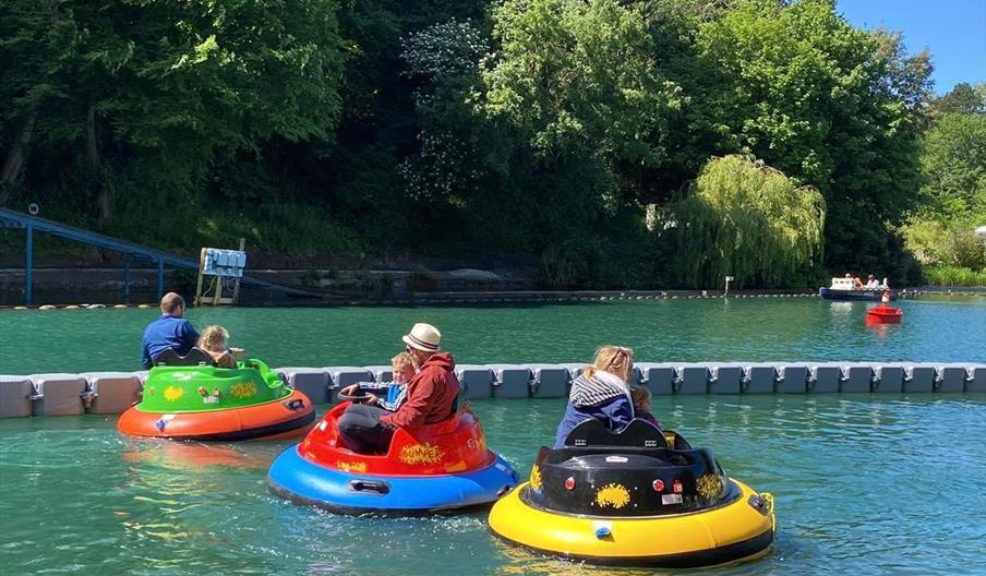 An image of  Lakeside Attractions