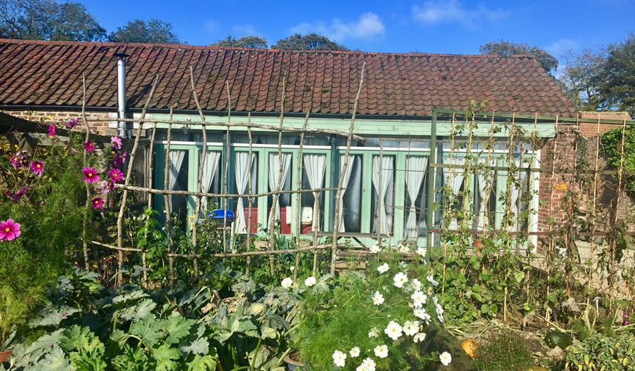 Dale Farm Summerhouse