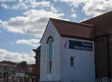 tourist information office whitby yorkshire