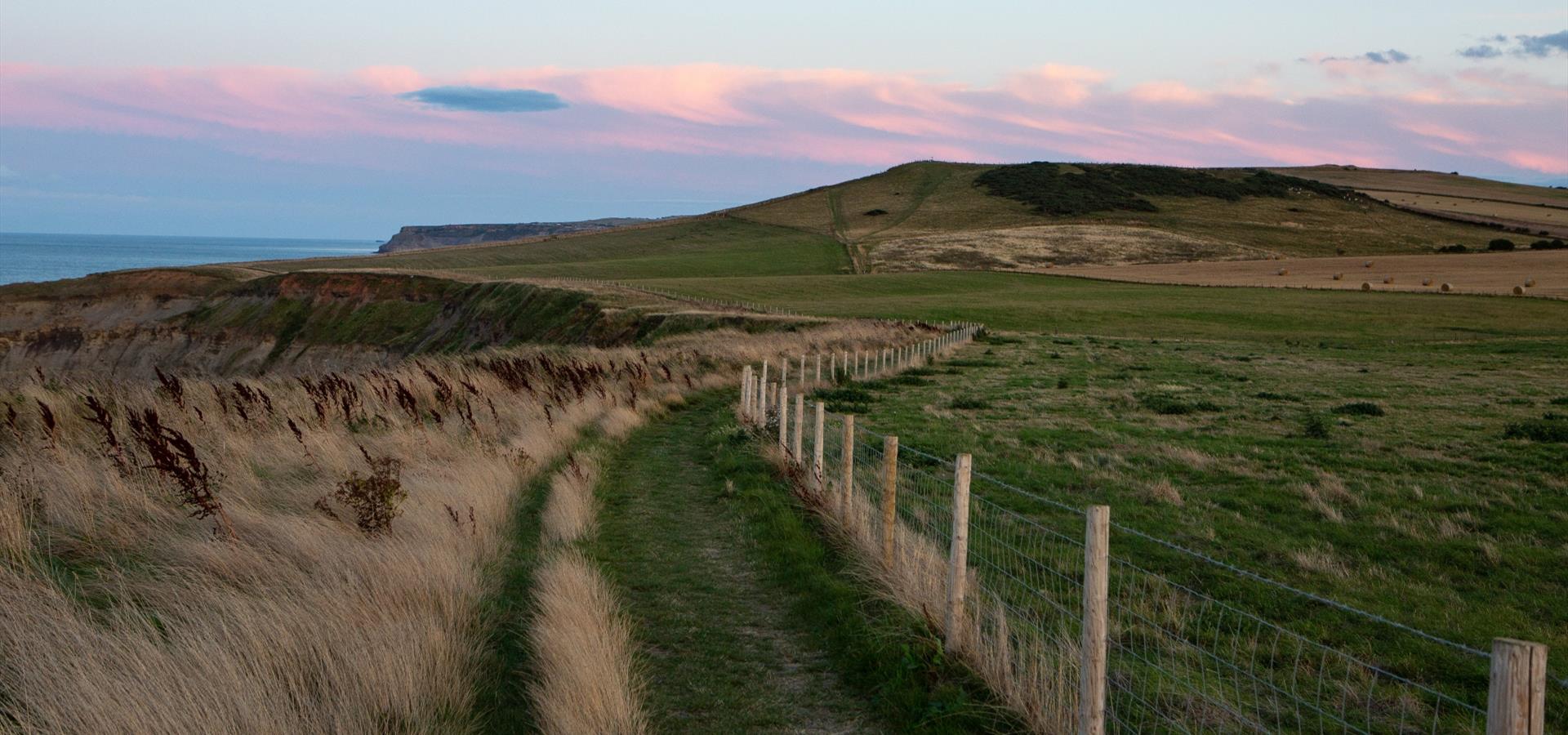 An image of the Cleveland Way by Duncan Lomax