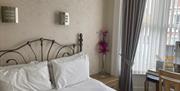 An image of Storrbeck Guest House bedroom
