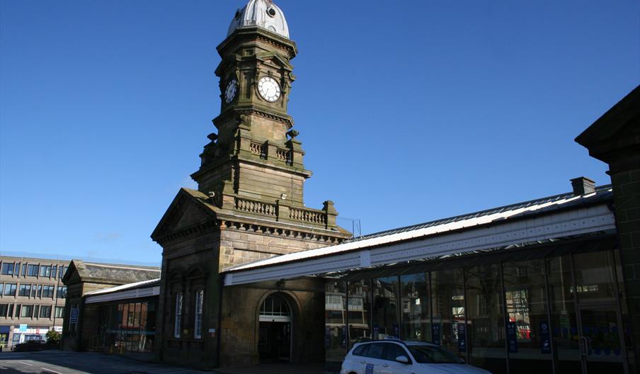 An image of Scarborough Railway Station