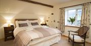 An image of Surprise View Cottages bedroom