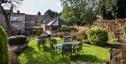 An image of The Black Swan Hotel - Garden and seating